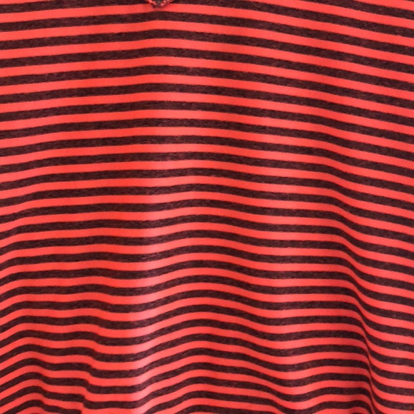 Reebok dri fit  women’s tops V- neck - Picture 2 of 3